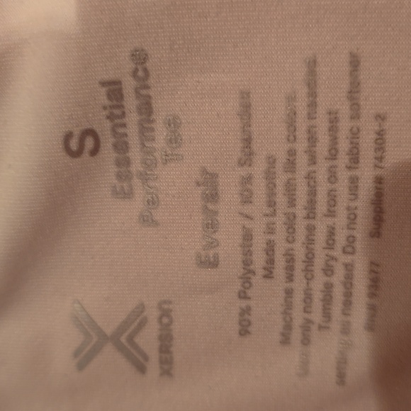 XERSION WOMENS WHITE ATHLETIC  SHORT SLEEVES TEE SIZE SMALL - Picture 11 of 12